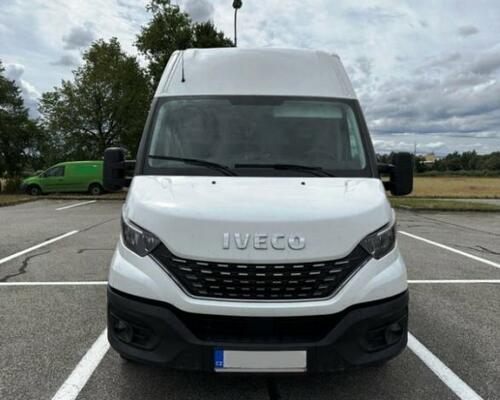 IVECO Daily 35S18 (3D)