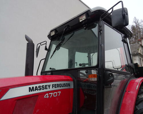 Massey Ferguson 4707