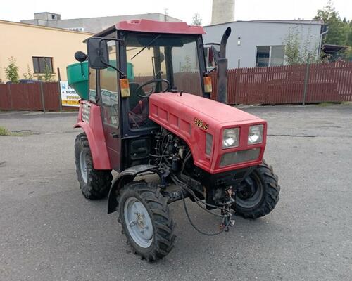 Prodám Traktor Bělarus 320.4